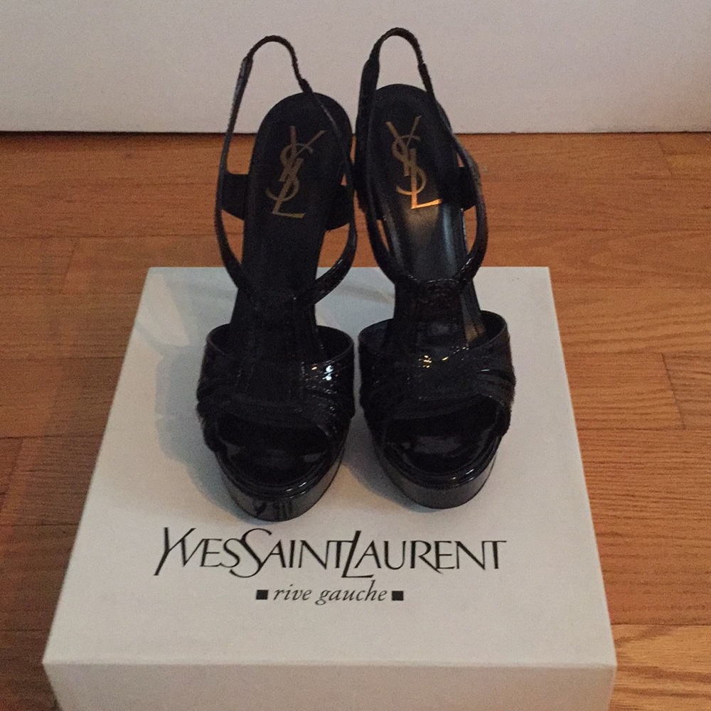 Yves Saint Laurent Black Patent Heels 37 1/2